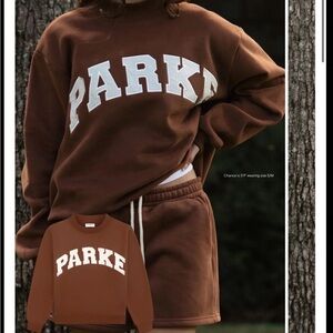 Hometown Varsity Mockneck
Mocha + Cloud / L/XL